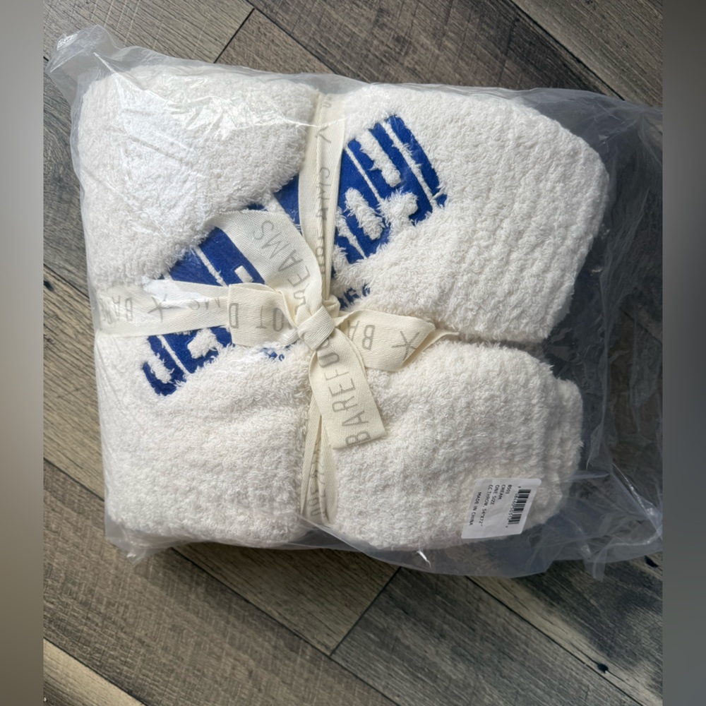 NWT Jeopardy! Barefoot Dreams Cream Throw Blanket Blue Lettering